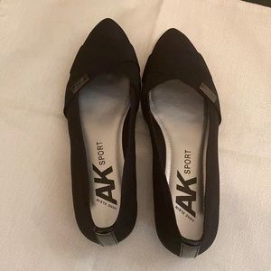 Black AnneKlein sport dress shoe